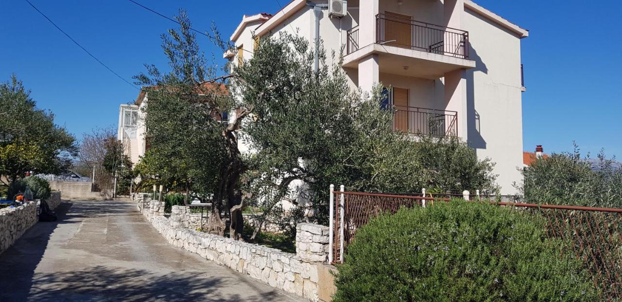Apartments Jelica Slatine Exterior foto